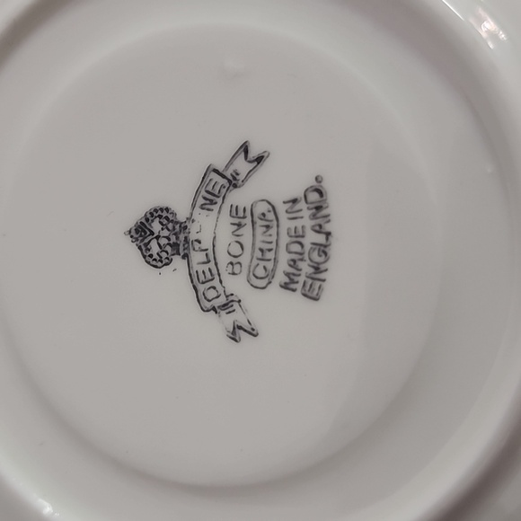 Delphine Bone China Tea Cup and Saucer, Made in England art deco - Picture 4 of 8